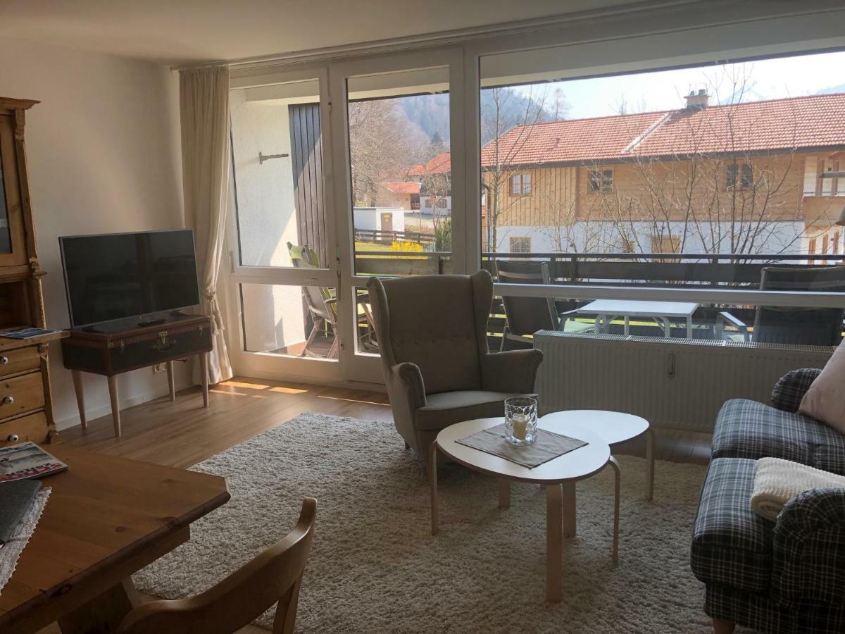 Wohnung Edelweiss - Wohnen Auf Zeit - Homeoffice - Nah Am See - Buchbar Ab 28 Naechte Шлирзе Экстерьер фото